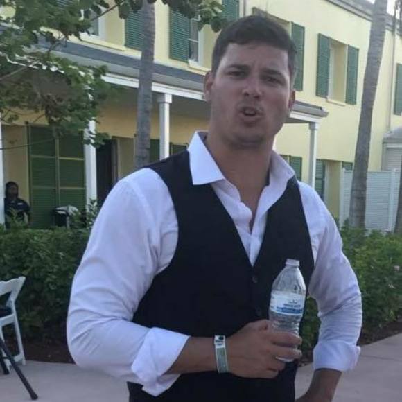 Meet your Posher, Travis - Picture 1 of 1